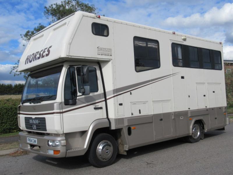 22-351-2004 MAN 7.5 Ton Coach built Auckland Coach builders. Stalled for 3. Smart luxury living, sleeping for 4. Full tilt cab. Pristine condition throughout